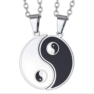 Ying yang necklace set